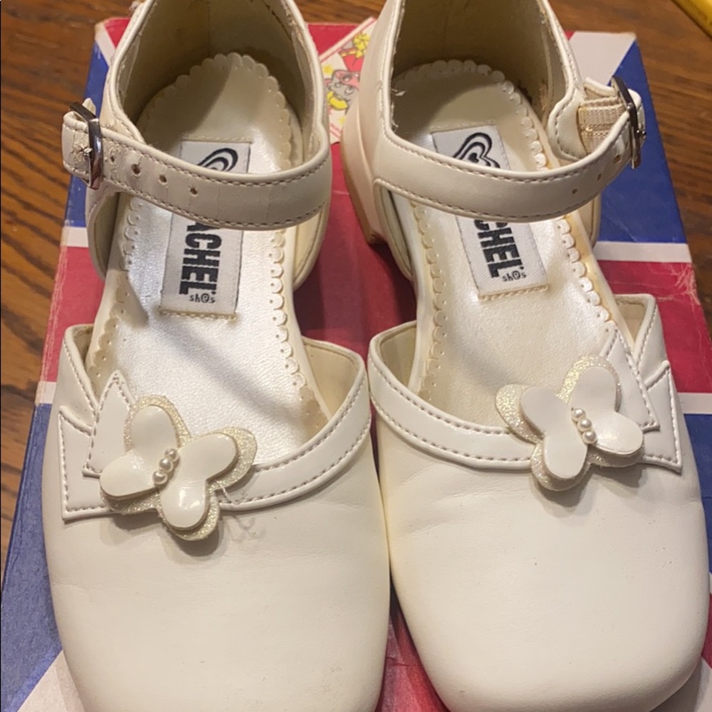Girl shoes